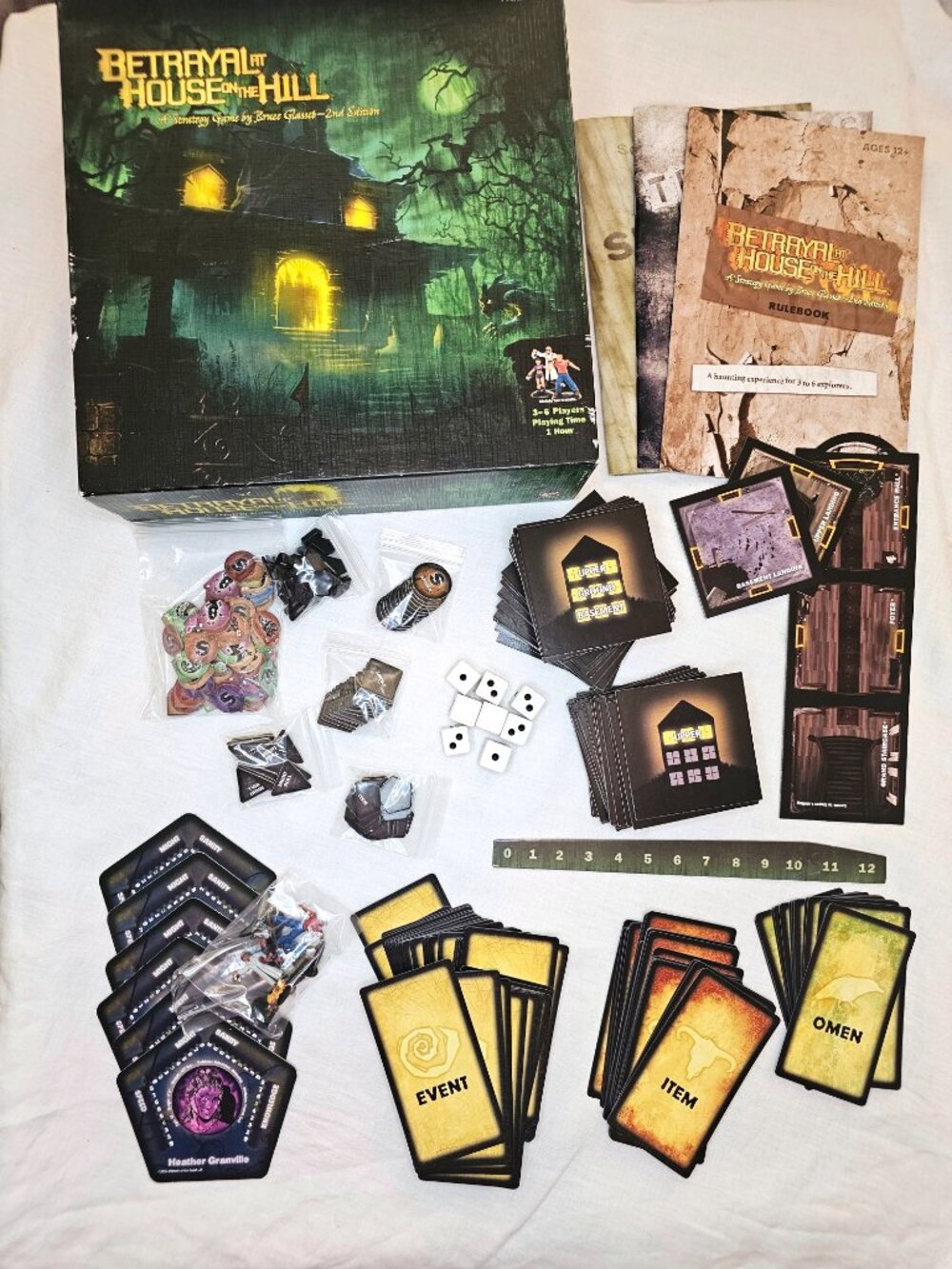 12+ Betrayal At The House on The Hill 2nd Edition Board Game 3-6 Players